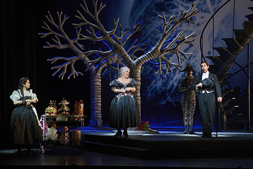 Production still from the Canadian Opera Company’s 2024 production of Faust.